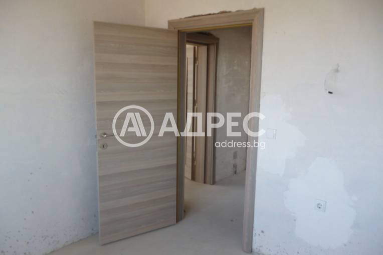 Тристаен апартамент, Добрич, Център, 659336, Снимка 6