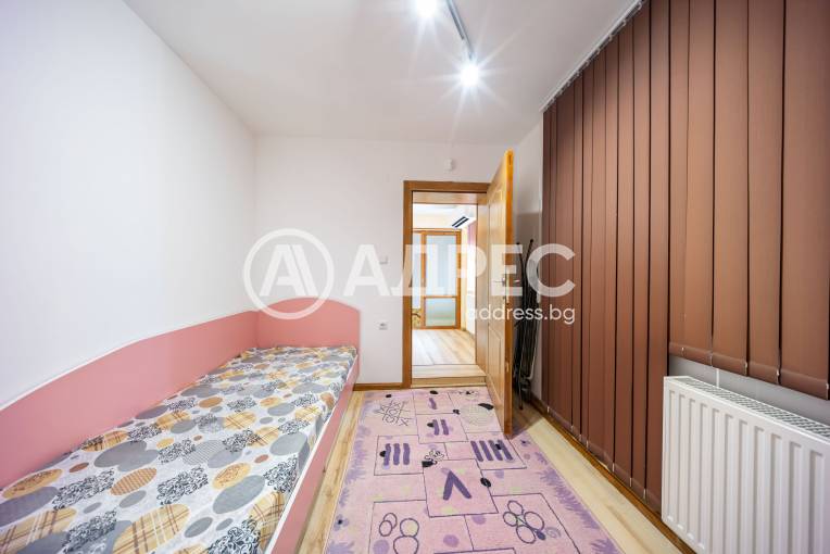 Къща/Вила, Гривица, 701336, Снимка 17