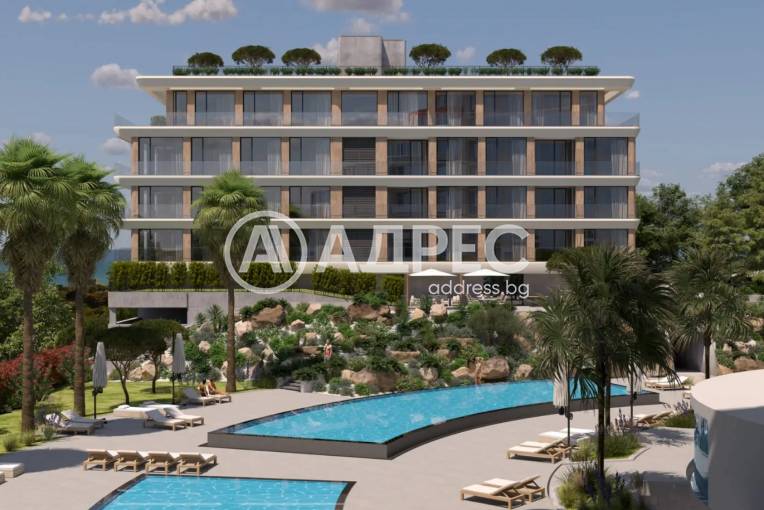 Тристаен апартамент, Варна, к.к. Св.Св. Константин и Елена, 676337, Снимка 2