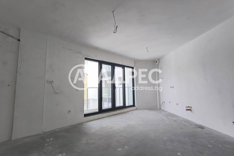 Тристаен апартамент, Русе, Широк център, 685337, Снимка 2