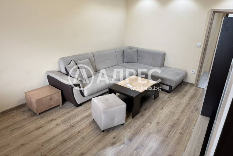 Тристаен апартамент, София, Стрелбище, 681339, Снимка 1