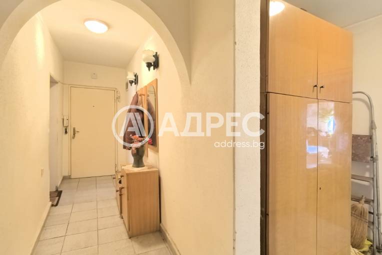 Тристаен апартамент, Русе, Широк център, 686339, Снимка 8