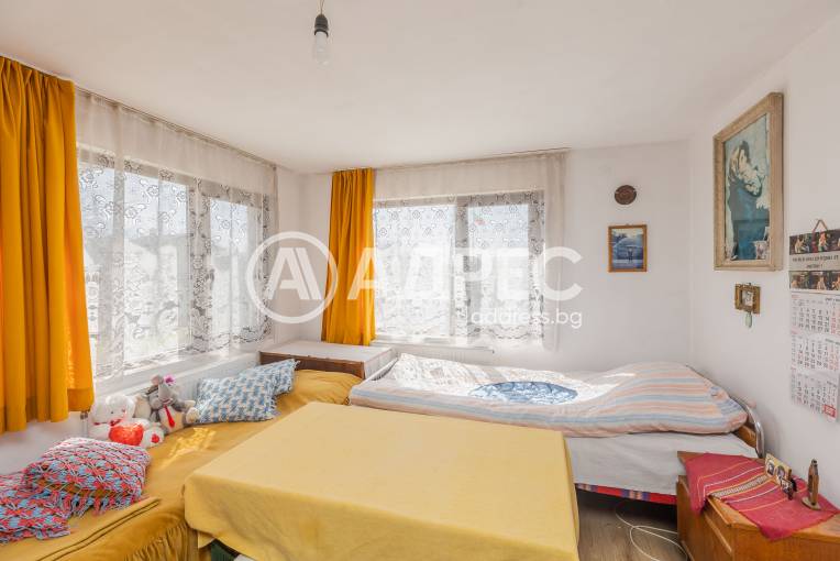 Къща/Вила, Орешак, 687341, Снимка 2