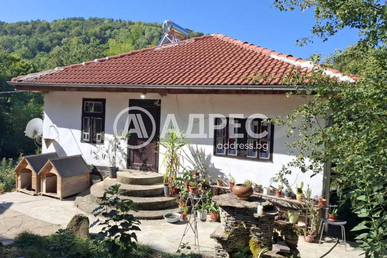 Къща/Вила, Черневци, 670342, Снимка 1