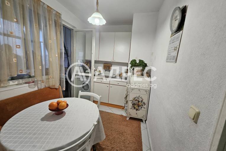 Тристаен апартамент, Варна, Кайсиева градина, 679342, Снимка 2