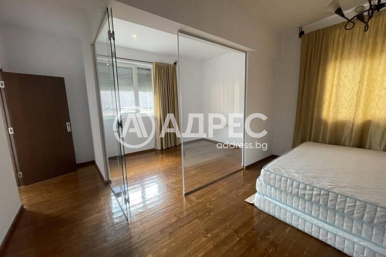 Тристаен апартамент, Шумен, Добруджански, 691342, Снимка 3