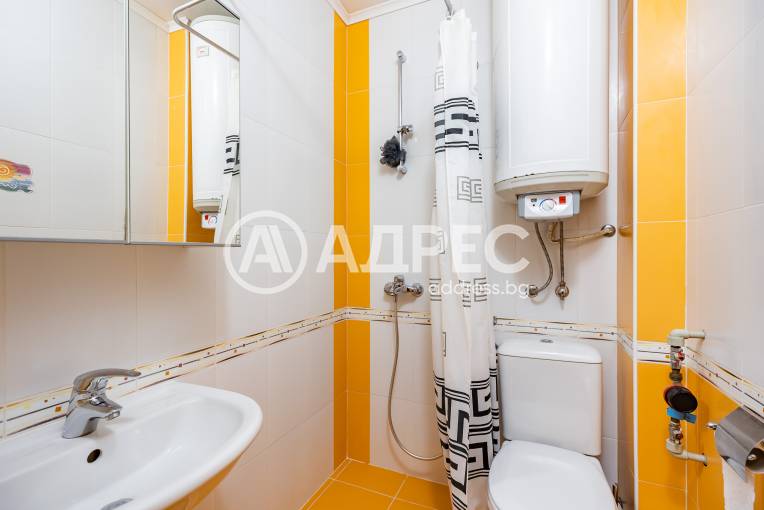 Двустаен апартамент, Варна, Окръжна болница, 671343, Снимка 8