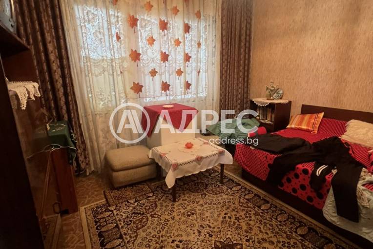 Тристаен апартамент, Варна, Владислав Варненчик, 679343, Снимка 1
