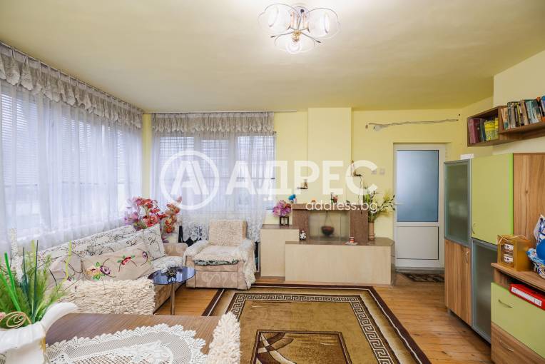 Къща/Вила, Варна, Автогара, 689343, Снимка 1