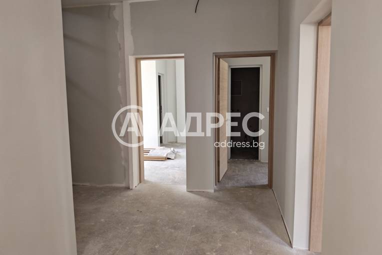 Къща/Вила, Шумен, Център, 664344, Снимка 2