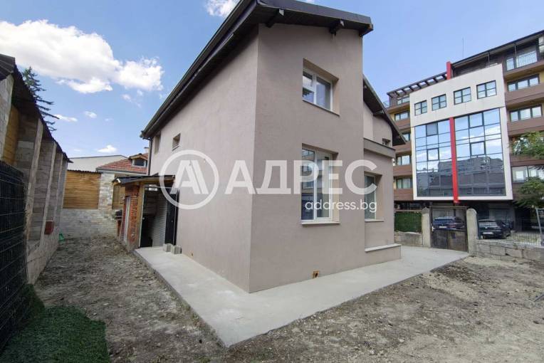 Къща/Вила, Шумен, Център, 664344, Снимка 9