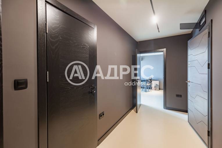 Тристаен апартамент, Варна, Идеален център, 691344, Снимка 22
