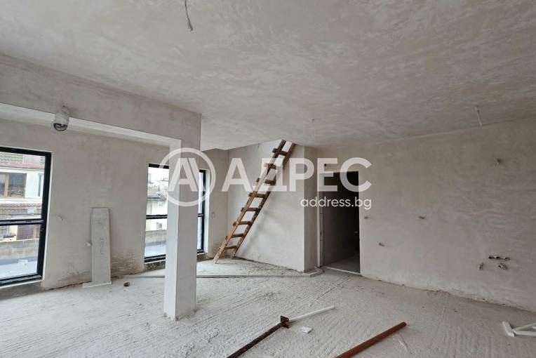 Многостаен апартамент, Варна, Окръжна болница, 695344, Снимка 1