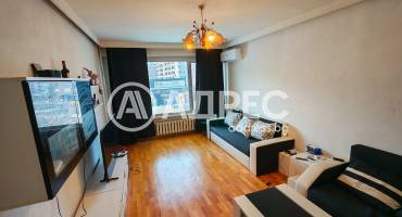 Двустаен апартамент, София, Борово, 687347, Снимка 1