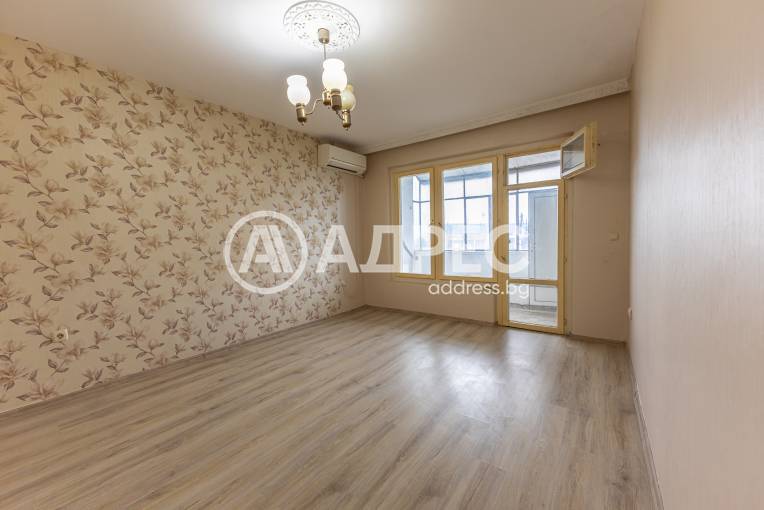 Двустаен апартамент, Варна, ЖП Гара, 685348, Снимка 1
