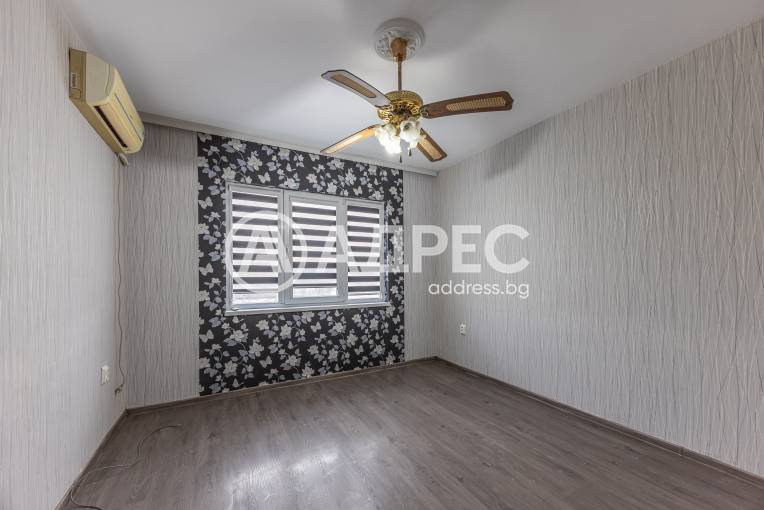 Двустаен апартамент, Варна, ЖП Гара, 685348, Снимка 2