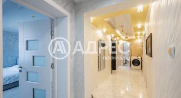 Многостаен апартамент, Варна, Централна поща, 698348, Снимка 19