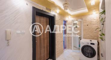 Многостаен апартамент, Варна, Централна поща, 698348, Снимка 20