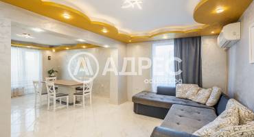 Многостаен апартамент, Варна, Централна поща, 698348, Снимка 5