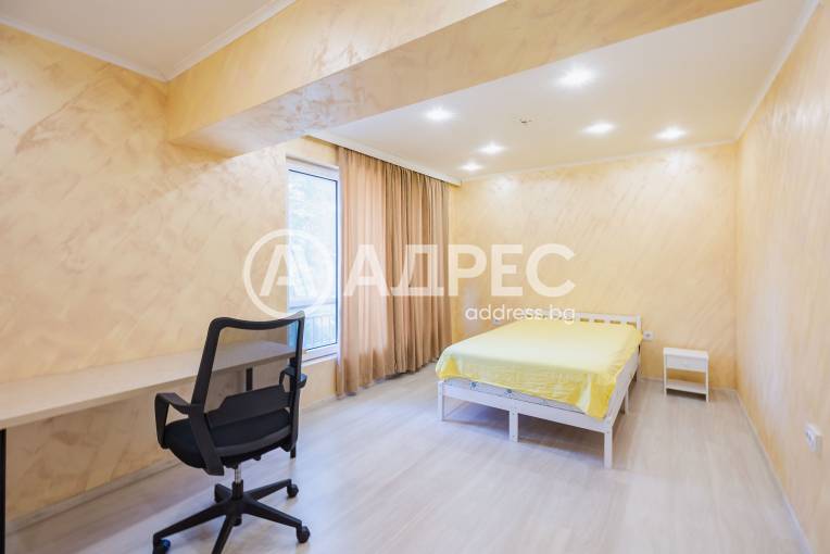 Многостаен апартамент, Варна, Централна поща, 698348, Снимка 16