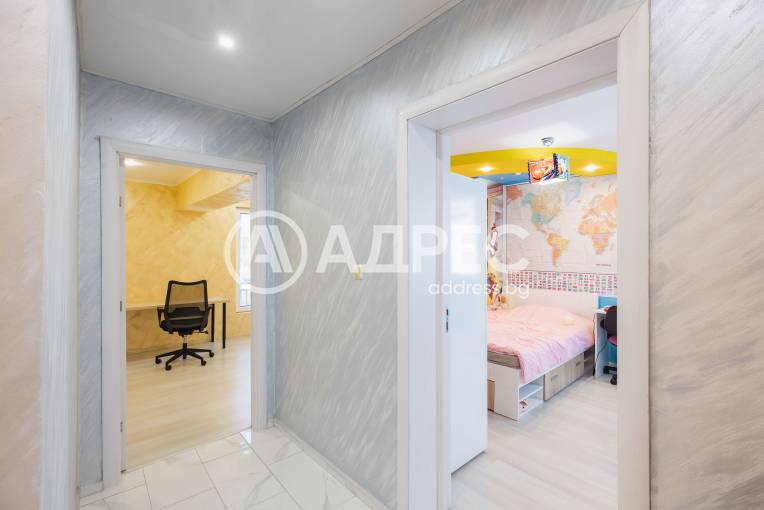 Многостаен апартамент, Варна, Централна поща, 698348, Снимка 18
