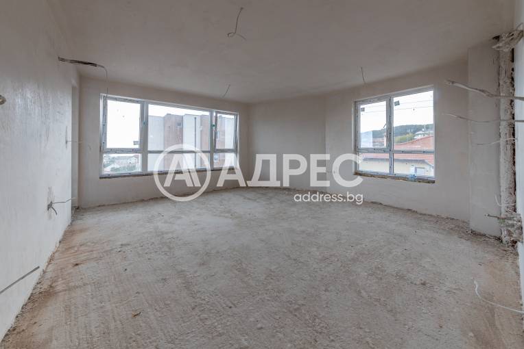 Тристаен апартамент, Варна, Виница, 667349, Снимка 1