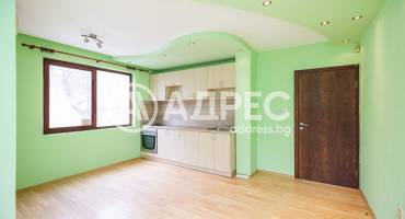 Двустаен апартамент, Варна, Идеален център, 670350