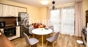 Двустаен апартамент, София, Борово, 683350, Снимка 1