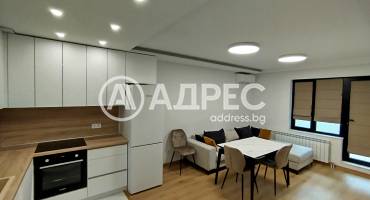 Тристаен апартамент, София, Витоша, 700351, Снимка 1