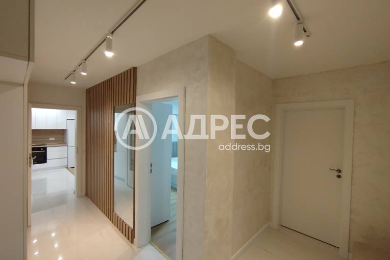 Тристаен апартамент, София, Витоша, 700351, Снимка 12