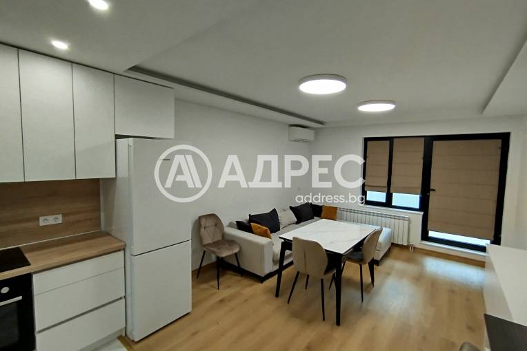 Тристаен апартамент, София, Витоша, 700351, Снимка 3