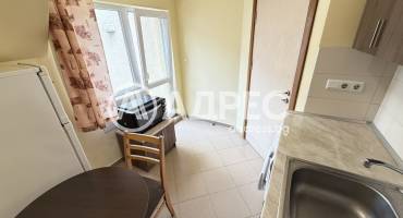 Тристаен апартамент, Варна, Погребите, 701351, Снимка 3