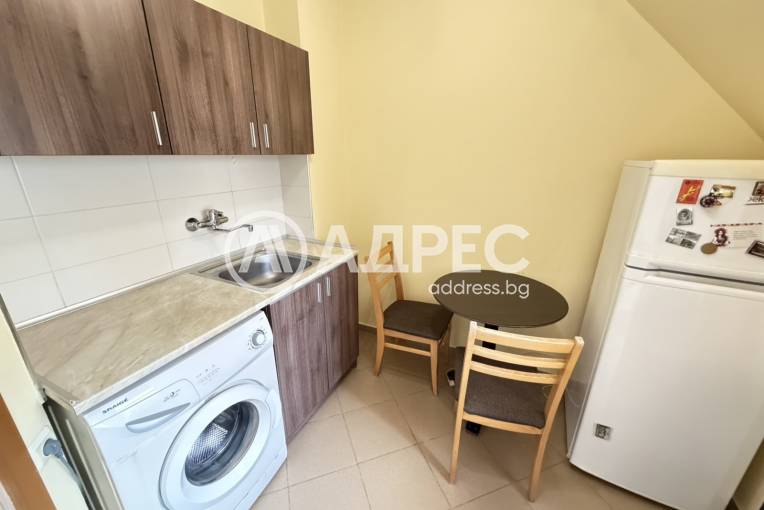 Тристаен апартамент, Варна, Погребите, 701351, Снимка 2