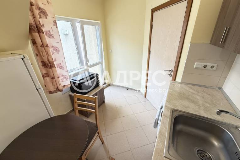 Тристаен апартамент, Варна, Погребите, 701351, Снимка 3