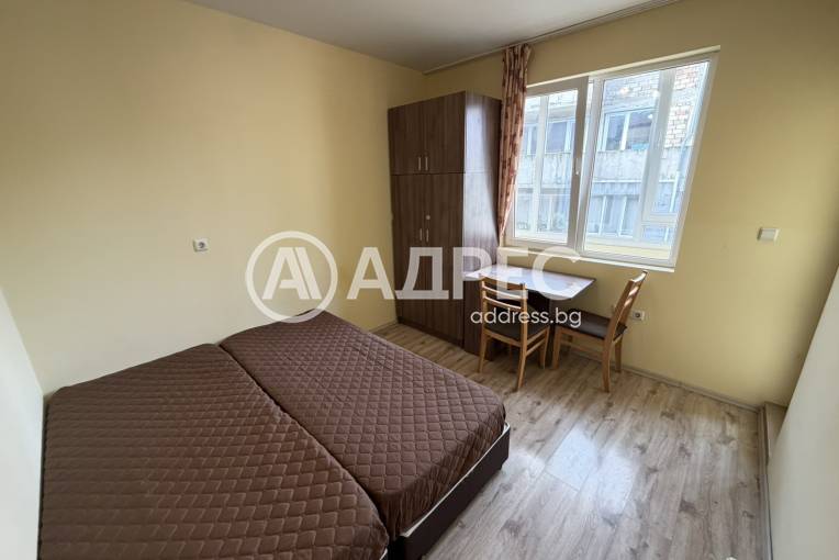 Тристаен апартамент, Варна, Погребите, 701351, Снимка 6