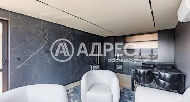 Тристаен апартамент, Варна, Идеален център, 691352, Снимка 1