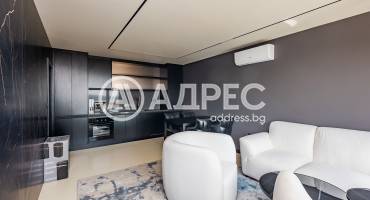 Тристаен апартамент, Варна, Идеален център, 691352, Снимка 2