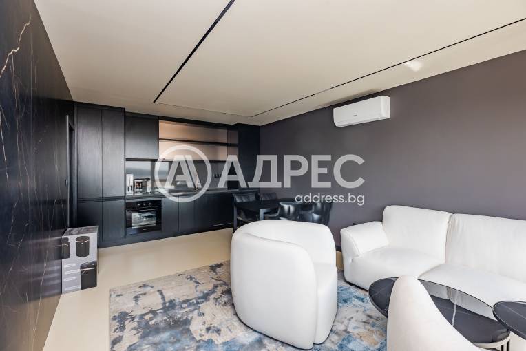 Тристаен апартамент, Варна, Идеален център, 691352, Снимка 2