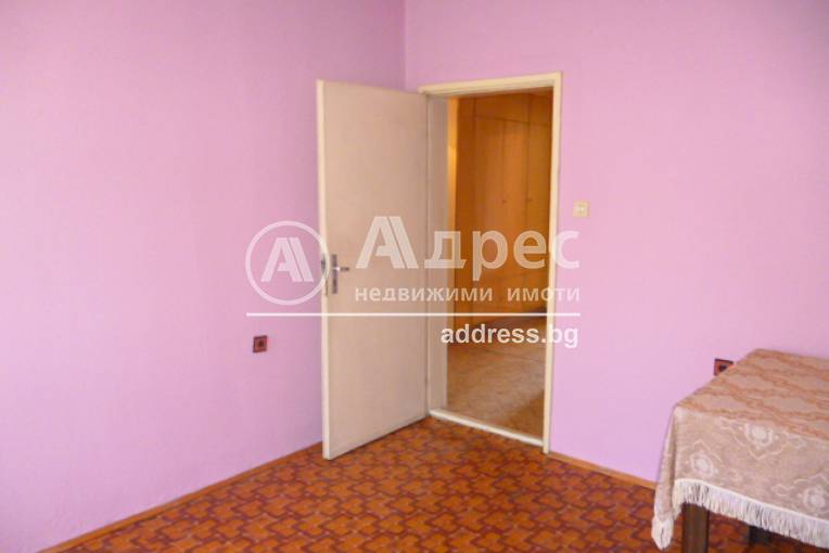 Многостаен апартамент, Добрич, Център, 593353, Снимка 11