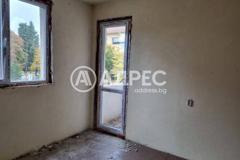 Многостаен апартамент, Благоевград, Грамада, 675354, Снимка 4