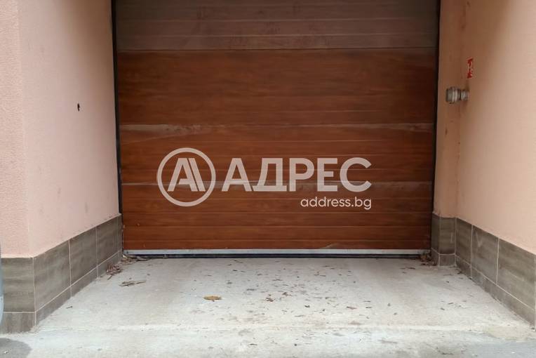 Гараж, Плевен, Градска част, 681356, Снимка 3