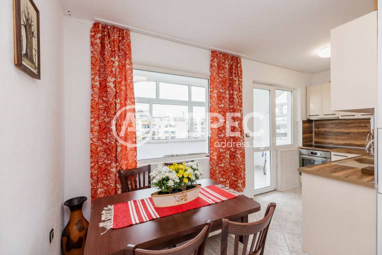 Тристаен апартамент, Варна, Нептун, 692356, Снимка 1