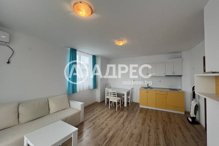 Двустаен апартамент, Ахелой, 674357, Снимка 1