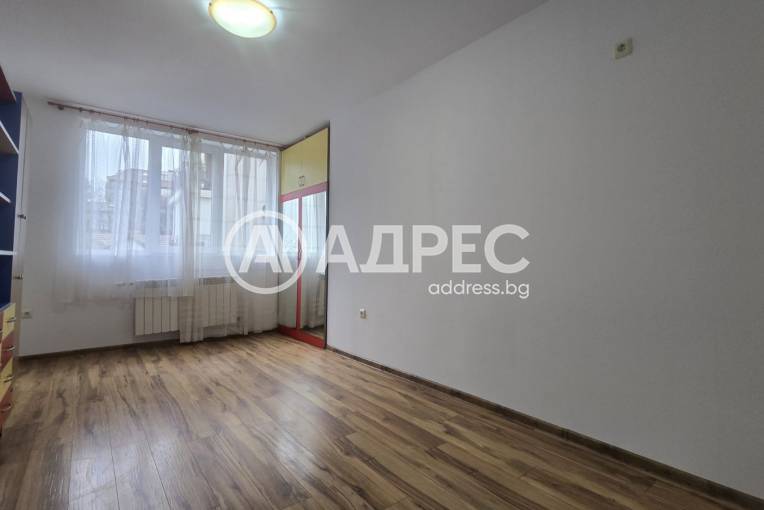 Тристаен апартамент, Варна, Левски, 677357, Снимка 2