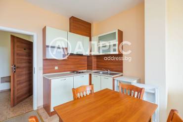 Двустаен апартамент, Варна, к.к. Златни Пясъци, 685357, Снимка 1