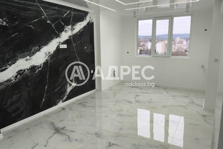 Двустаен апартамент, Разград, Център, 674358, Снимка 1