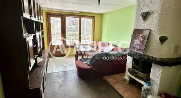 Тристаен апартамент, Троян, Център, 685358, Снимка 1