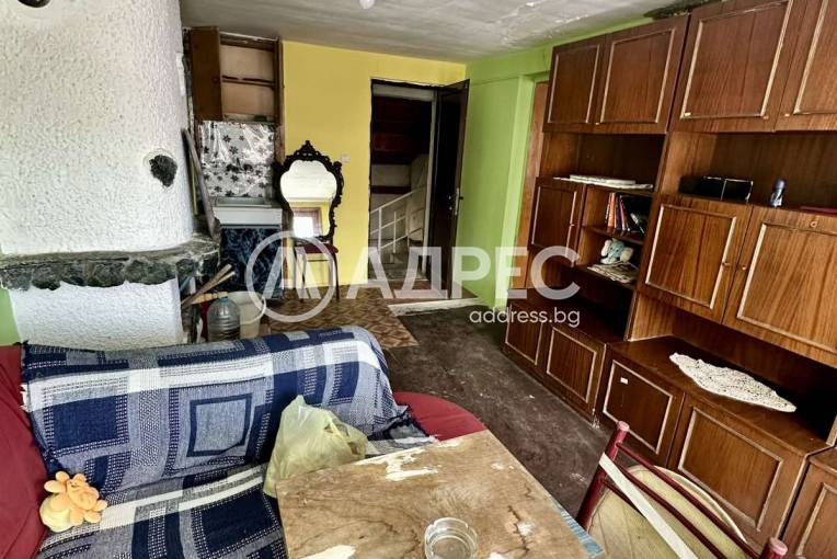 Тристаен апартамент, Троян, Център, 685358, Снимка 2