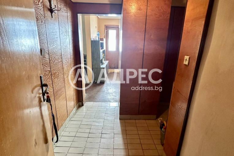 Тристаен апартамент, Троян, Център, 685358, Снимка 9