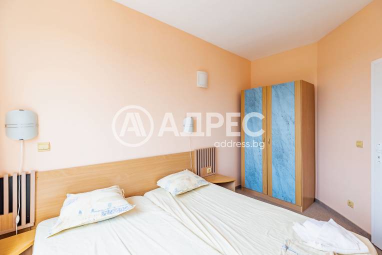 Тристаен апартамент, Варна, к.к. Златни Пясъци, 685359, Снимка 12